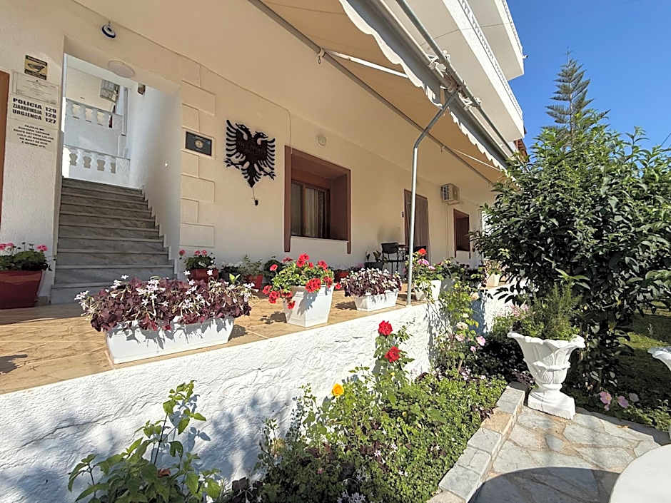 Vila Renato Ksamil