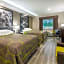 Super 8 by Wyndham Kingwood Houston North
