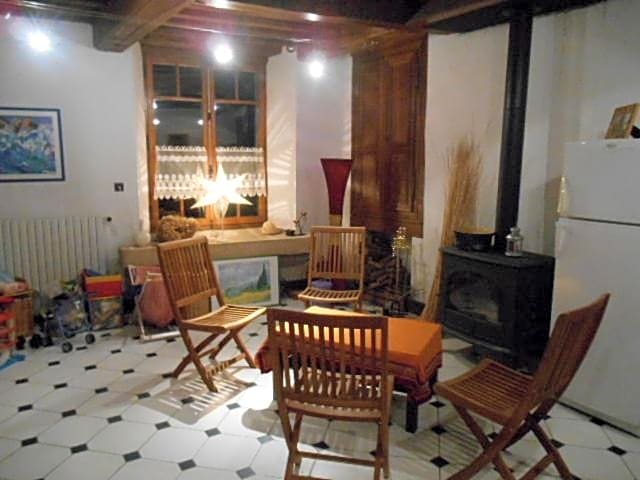 La Maison De Marie-Claire