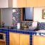 Guesthouse Hyakumanben Cross