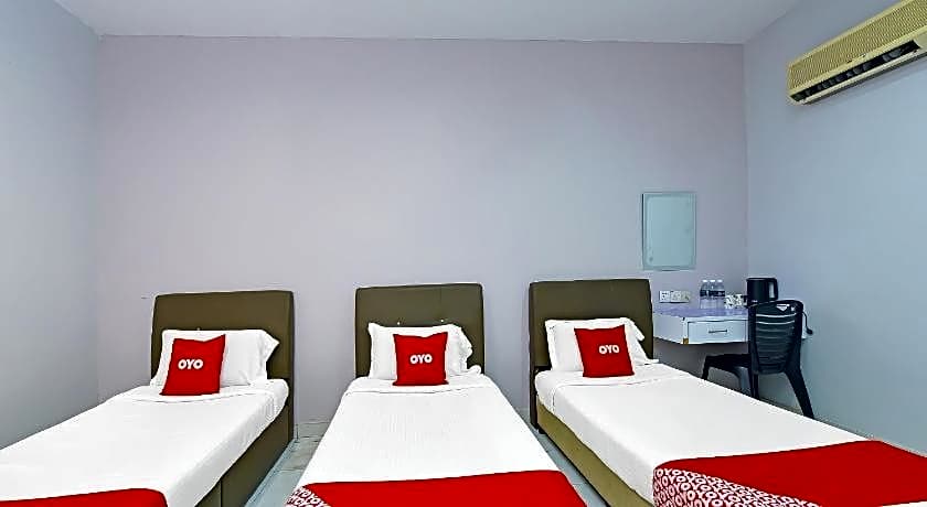 OYO 880 Hotel Purple Town