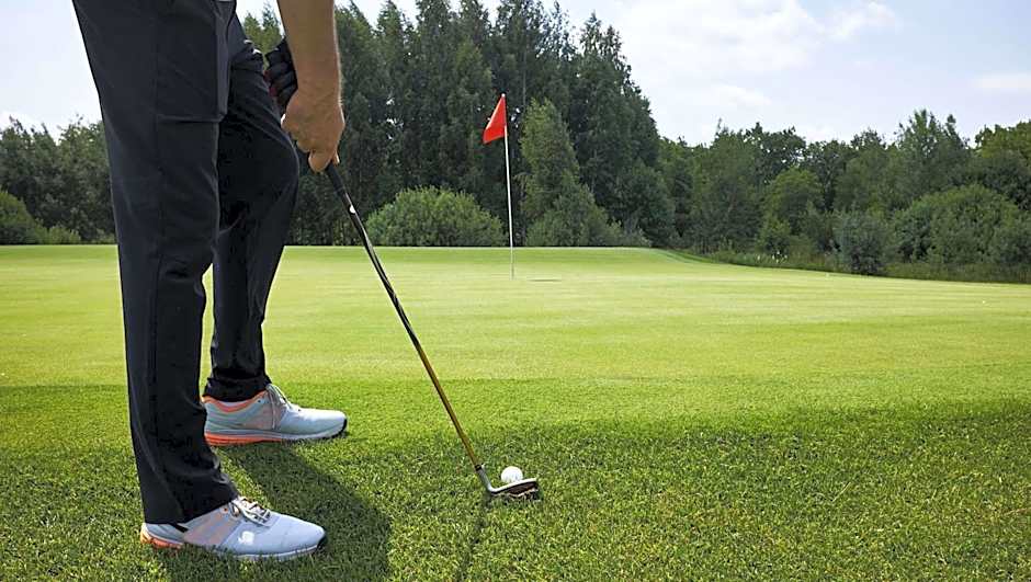 Magnuson Extended Stay and Suites Airport Hotel