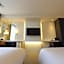 Geoje Artnouveau Suite Hotel