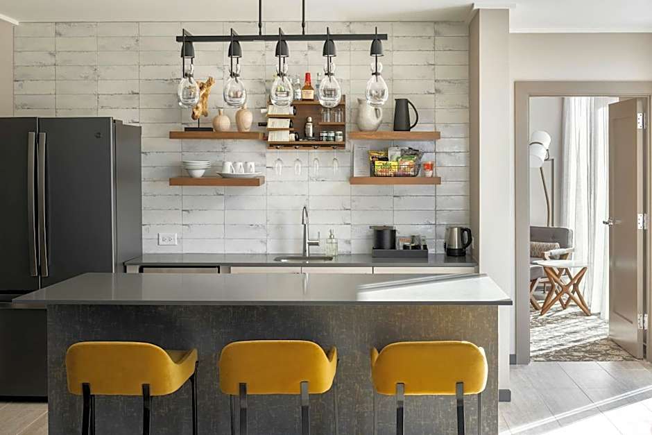 Epicurean Atlanta, Autograph Collection