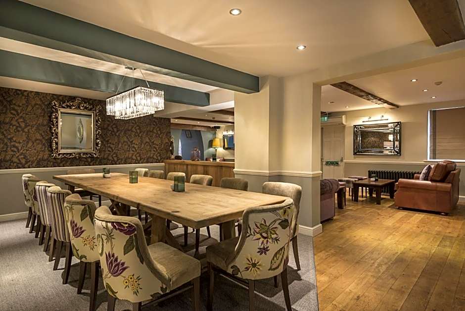The Royal Oak Hotel