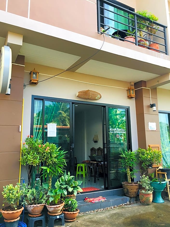 Mae-Sa-Riang Home