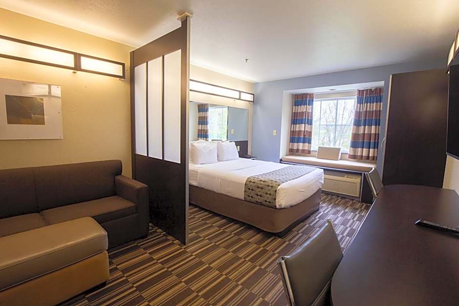 Microtel Inn & Suites By Wyndham Waynesburg