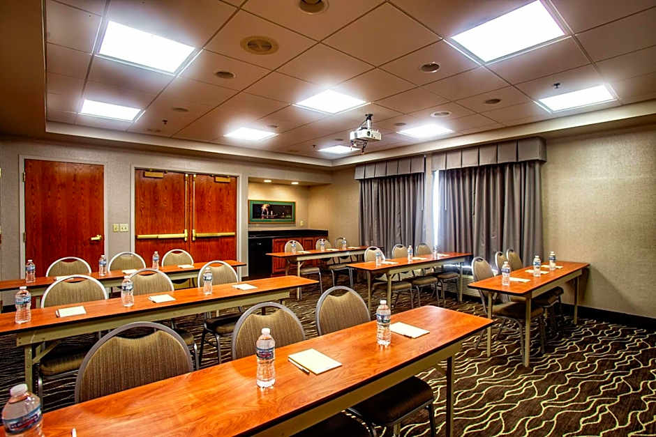 Hampton Inn By Hilton Wheeling