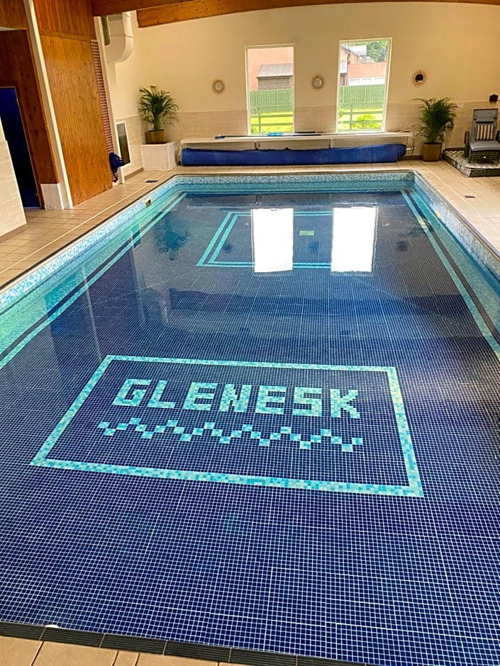 Glenesk Hotel