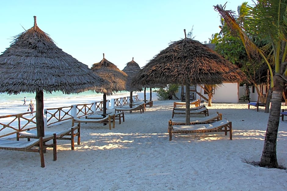Makuti Beach Bungalows