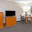La Quinta Inn & Suites by Wyndham Baton Rouge Siegen Lane