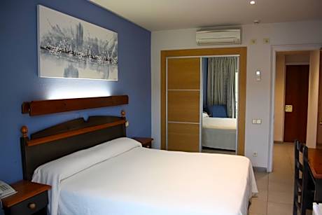 Double or Twin Room with Balcony