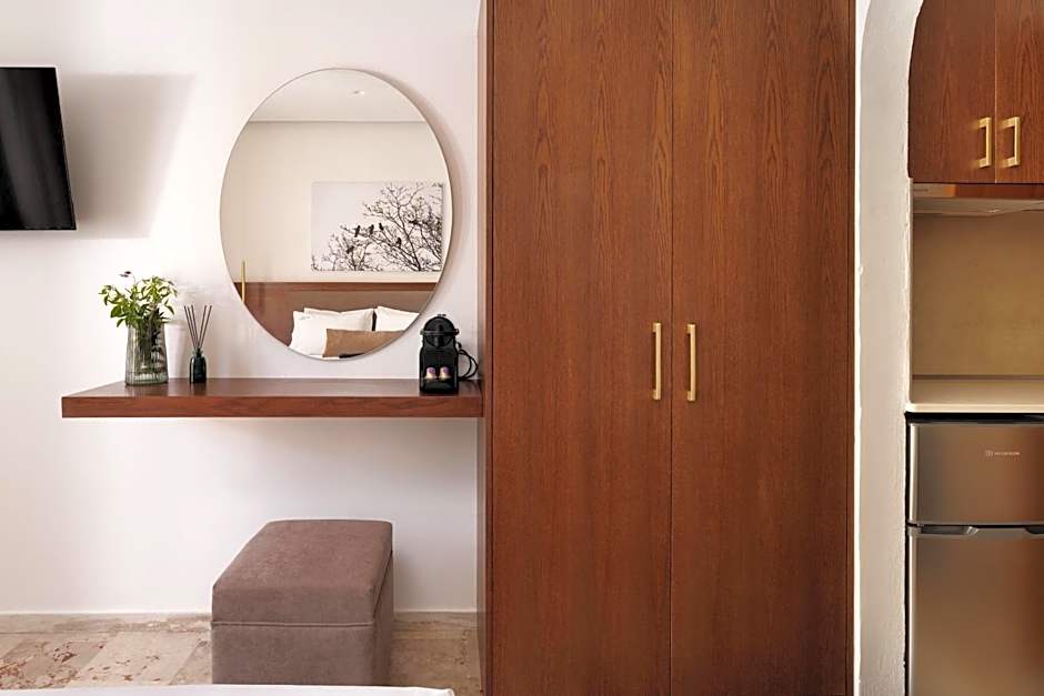 Galatia Studios and Apartments