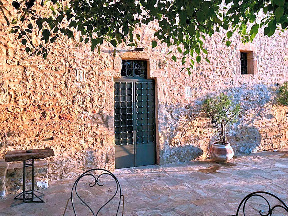 Villa Vager Mani Hotel