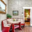 The Gallery House Boutique Hotel