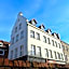 Five Point Hostel & Apartments