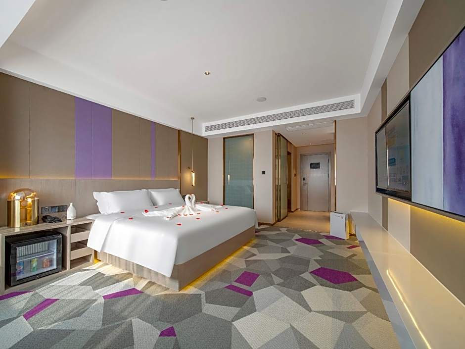 Lavande Hotel Pingyi Junhe Road