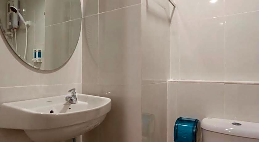 INTERest POSHTEL