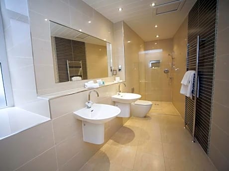 The White Swan Hotel Halifax by Compass Hospitality