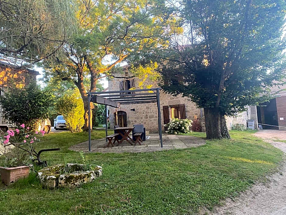 CHEZ SOPHIE -Chambres d¿hôtes, Gîte et Gîte équestre