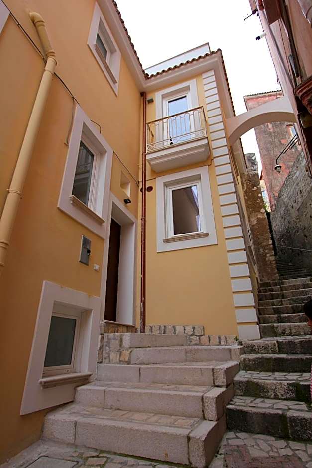 Il Viaggiatore Gaeta Medievale B&B