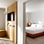 Golf Hotel