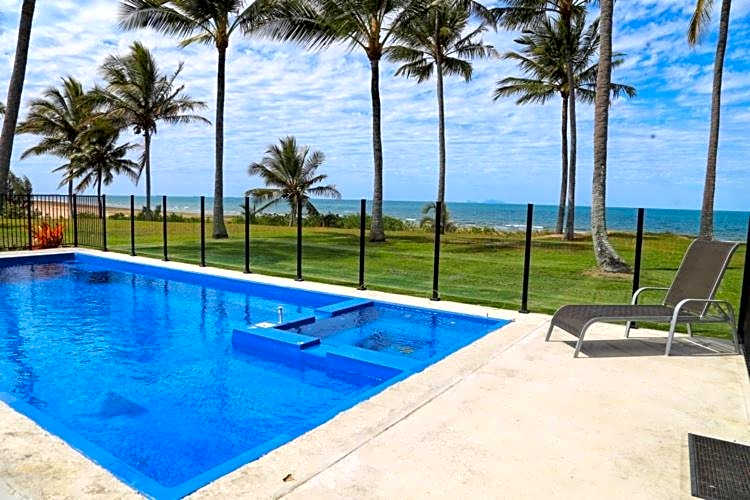 Sarina Beach Motel