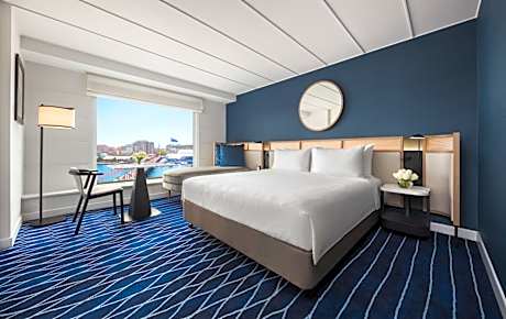 King Room with Darling Harbor View - Club Access