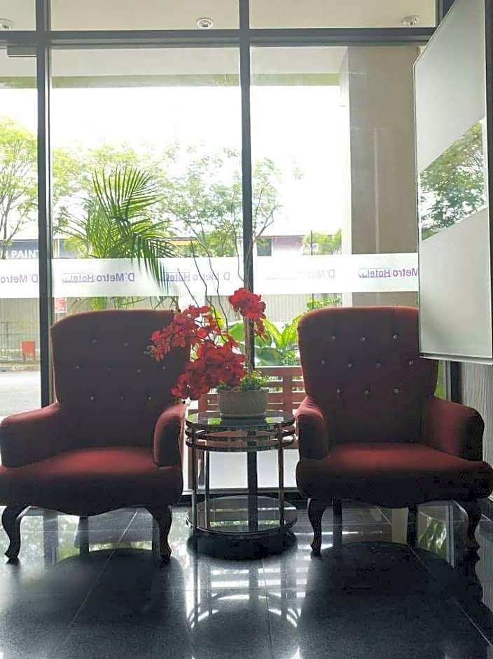 D'metro Hotel