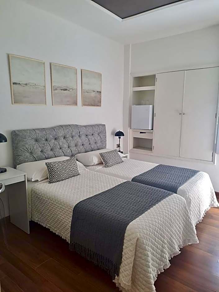 Photo 1 of 4 of 2 Bedroom Apartment