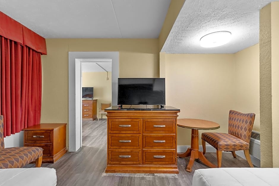 Days Inn by Wyndham Myrtle Beach-Grand Strand