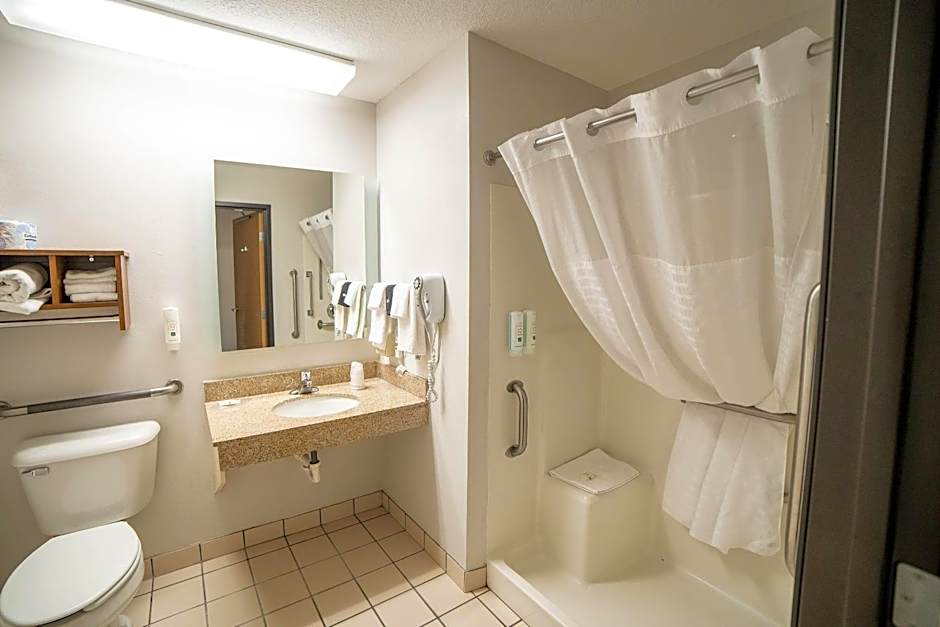 Quality Inn & Suites Watertown near Prairie Lakes Ice Arena