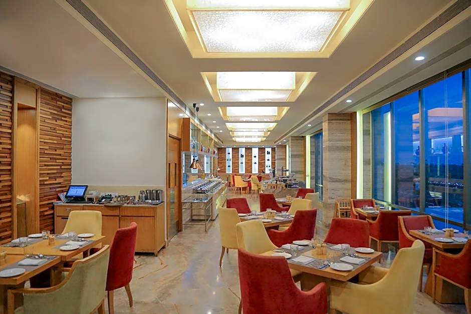 Efcee Sarovar Premiere