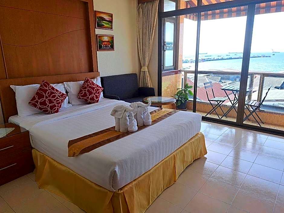 Seaview Sriracha Hotel
