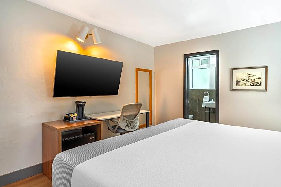 La Luna Inn, an Ascend Collection Hotel