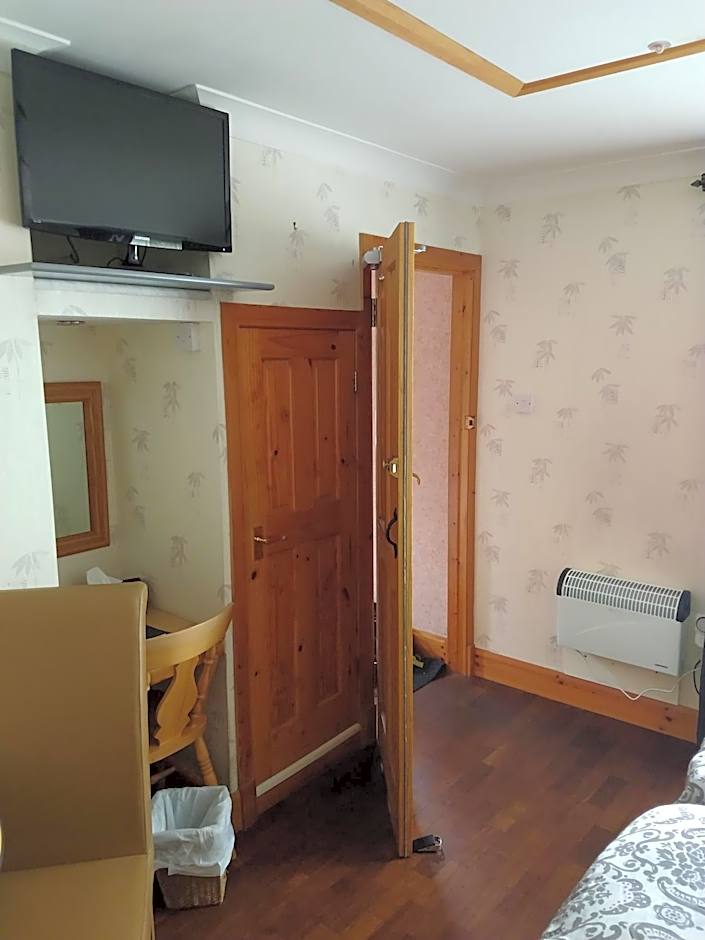 Hollingworth Lake Guest House Room Only Accommodation