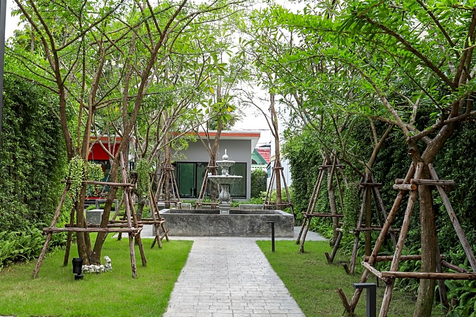 Golden Sea Pattaya Hotel