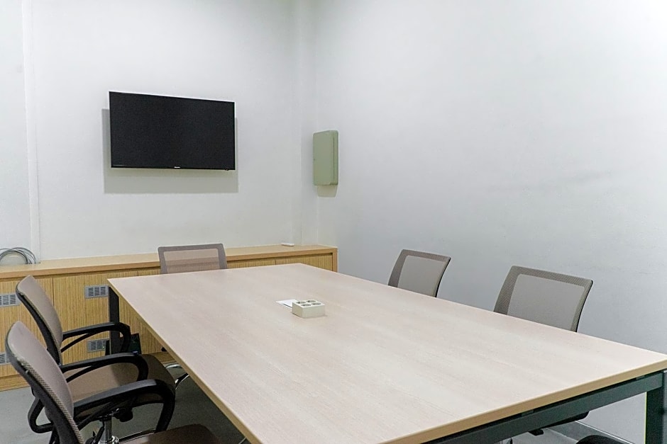 Social Hub by TwoSpaces