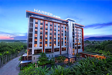 Harper Purwakarta by ASTON