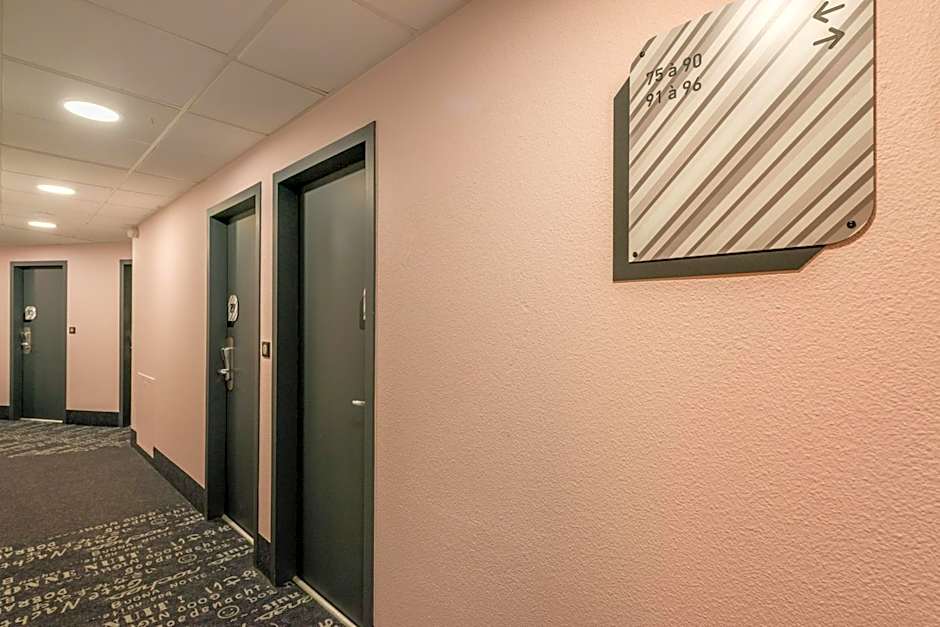 B&B HOTEL Cholet Sud