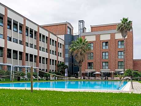 Mercure Leonardo da Vinci Airport