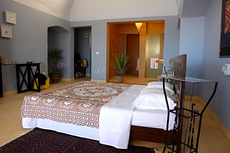 DOUBLE DELUXE SEA VIEW