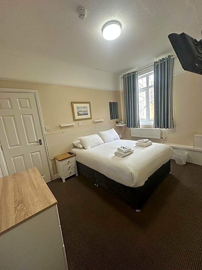 Clarence House Hotel