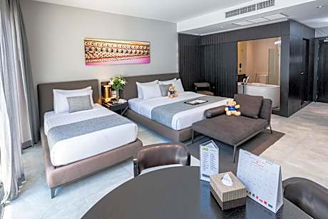 Supreme with Bathtub