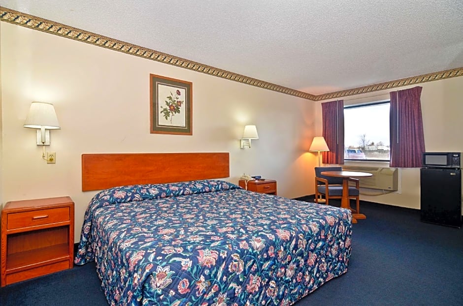 Americas Best Value Inn Grain Valley at I-70