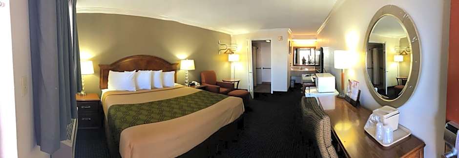 University Inn & Suites