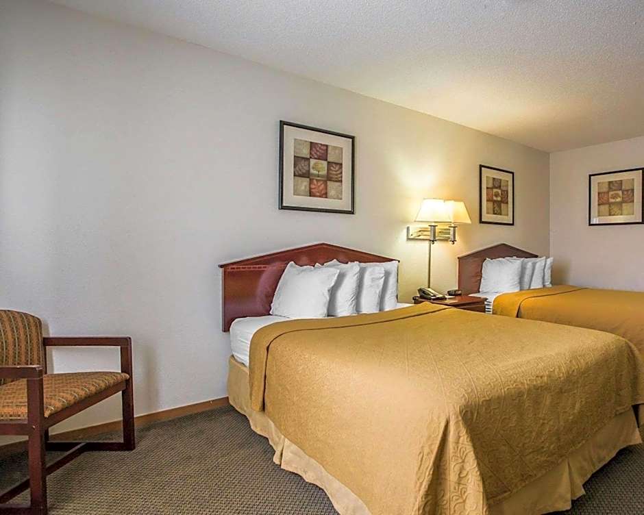 Quality Inn Peru near Starved Rock State Park