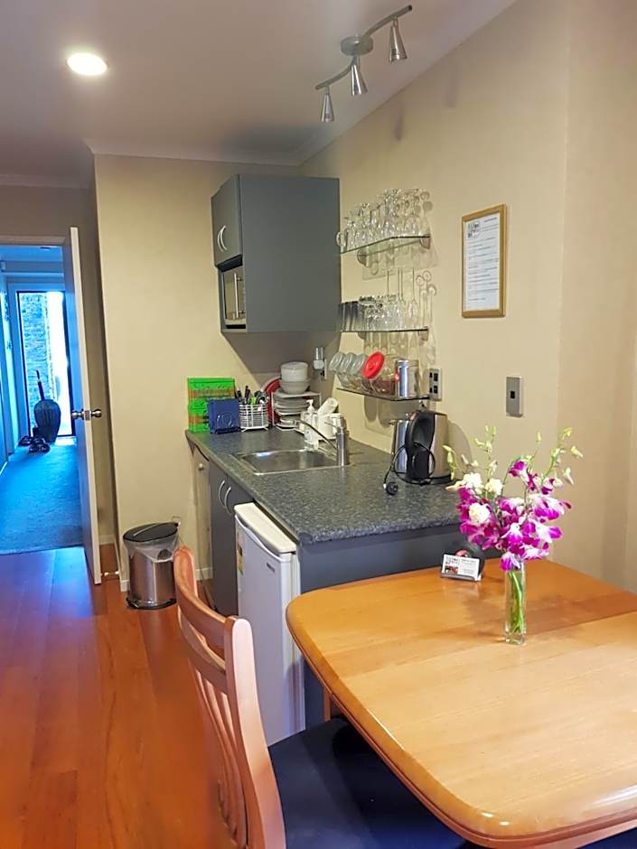 Heta Road B&B