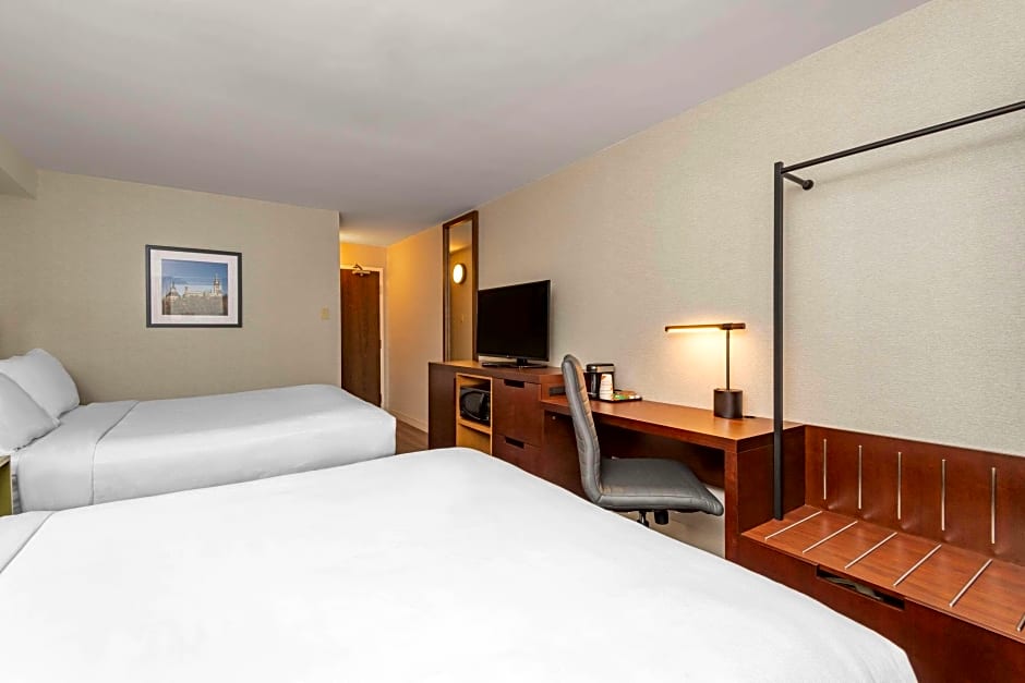 Photo 1 of 17 of 2 Double Beds