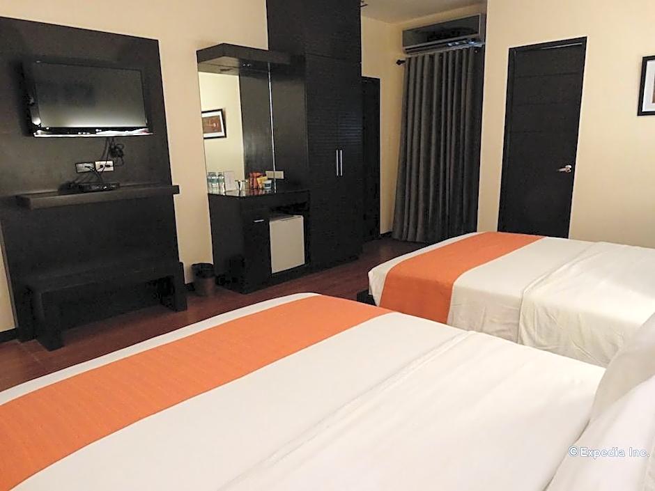 RedDoorz Plus @ Hotel Esse